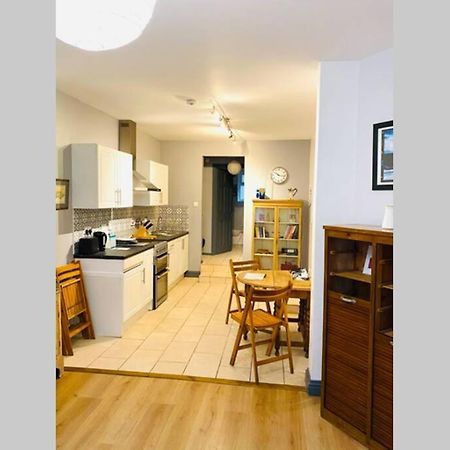 Beautiful Ground Floor Apartment In St Leonards Esterno foto