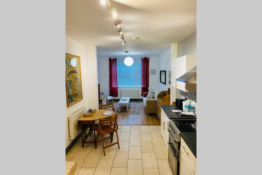 Beautiful Ground Floor Apartment In St Leonards Esterno foto